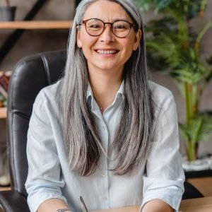 vertical-shot-of-a-successful-middle-aged-woman-at-D86XSZB.jpg vertical-shot-of-a-successful-middle-aged-woman-at-D86XSZB.jpg
